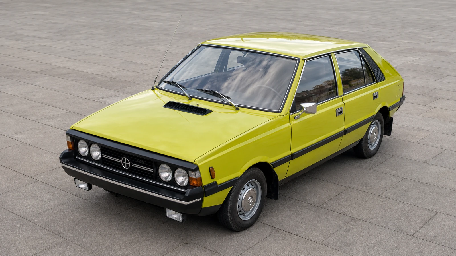 FSO Polonez 1500 1981 года — общий вид с высокой точки