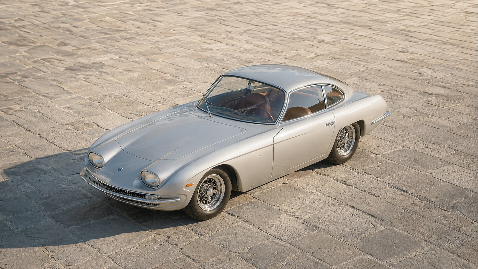 Lamborghini350GT1964 — кузов в отдельном верхнем ракурсе