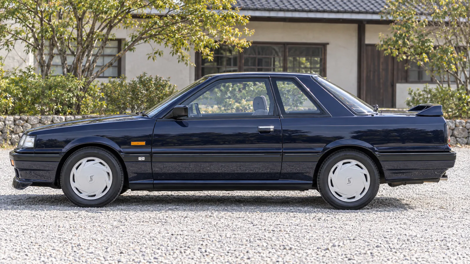 Nissan Skyline R31 GTS-R 1987 года, боковой вид