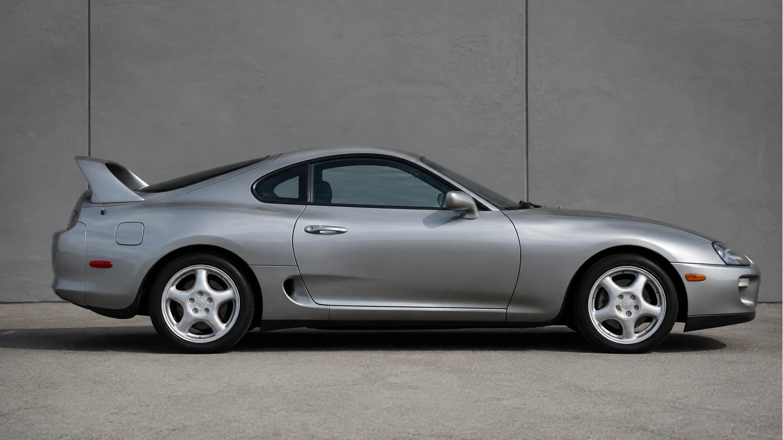 Заводские пропорции Toyota Supra A80, вид сбоку