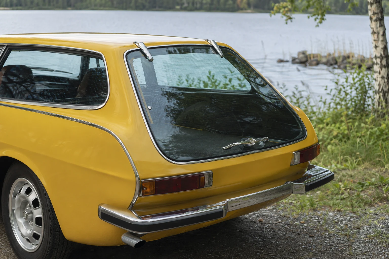 Стеклянная задняя дверь Volvo 1800ES с петлями и ручкой