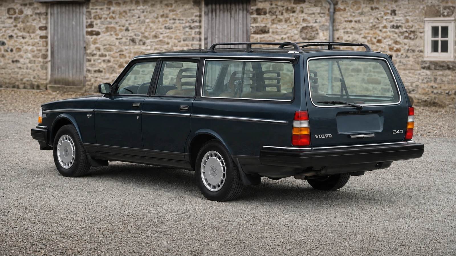 Volvo 240 1990 года — задняя часть универсала
