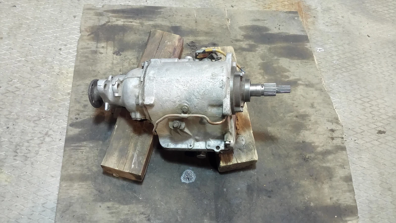 Автоматическая трансмиссия ГАЗ-14, вид справа